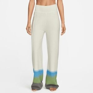 Nike Thermal Yoga Pants